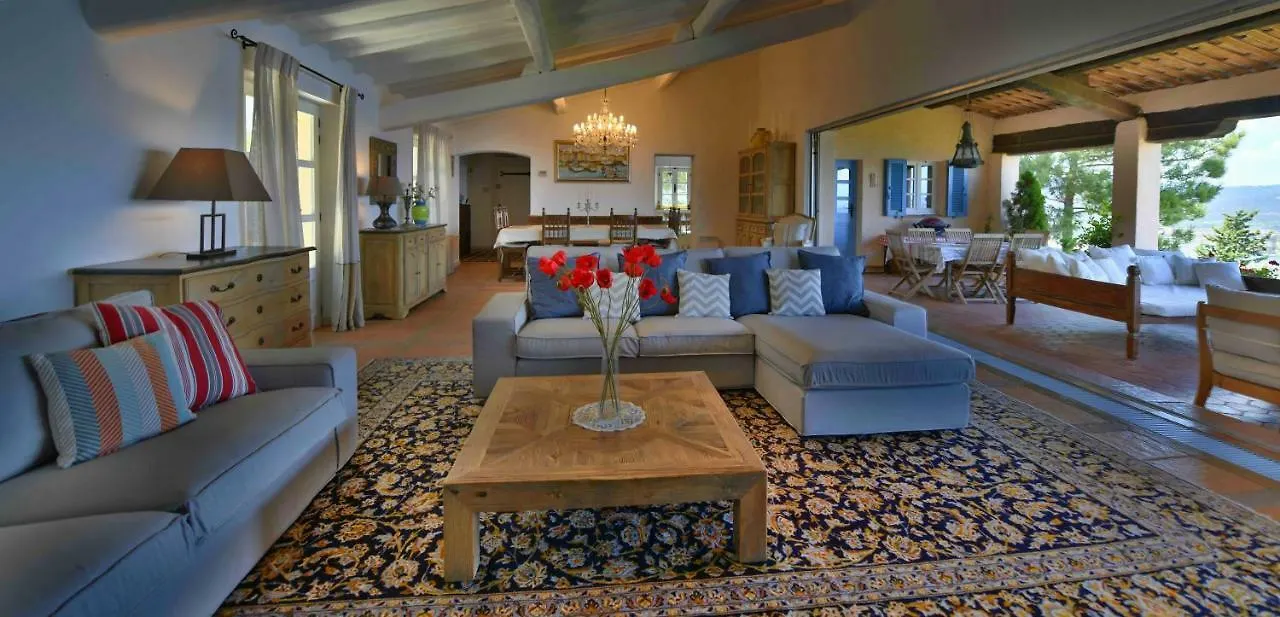 Villa With Magic View Of Bay Of Saint Tropez